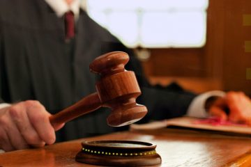 Judge Rules That Giving the Middle Finger Is a ‘God-Given Right’
