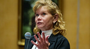 Democrat Offers ‘Solution’ for Schoolgirls Forced to Shower with Males: ‘Utterly Deranged’