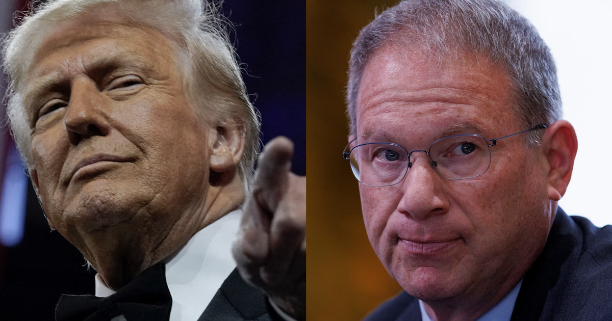 Trump Meeting with Hoaxer Behind ‘SignalGate’ Story: ‘Responsible for Many Fictional Stories About Me’ thumbnail