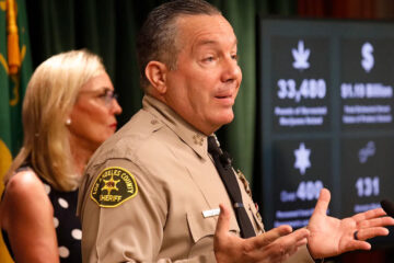 Former Los Angeles Sheriff Dumps Democrats, Joins Republican Party