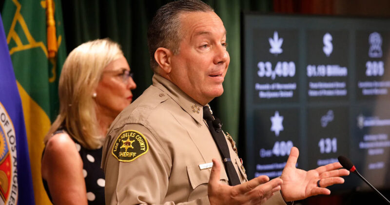 Former Los Angeles Sheriff Dumps Democrats, Joins Republican Party