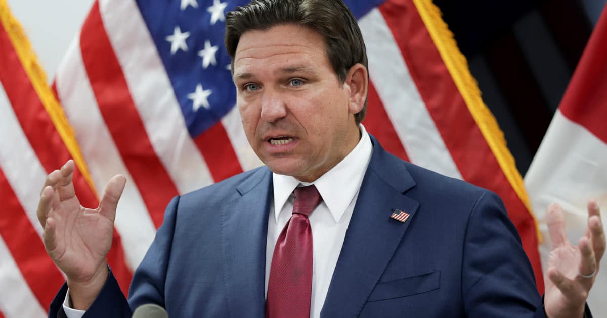 DeSantis Gives Florida Drivers Green Light to Run Over Violent Mobs Blocking Them: ‘You Don’t Have to Be a Sitting Duck’ - Slay News