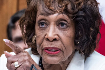 Maxine Waters Fined for Accepting Illegal Campaign Donations