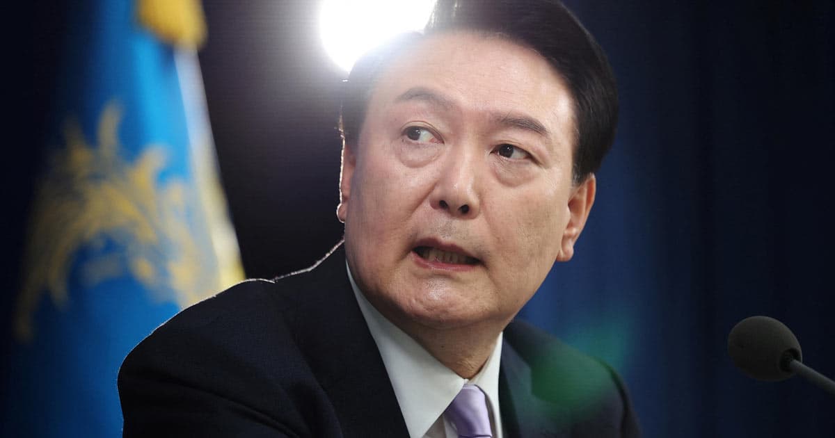 South Korean President Arrested & Jailed a Second Time on New Charges - Slay News